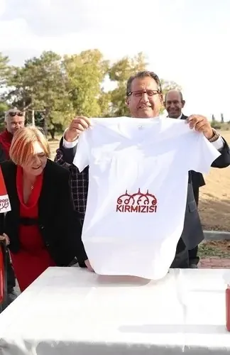 Edirne Kırmızısı'nın eşsiz rengi Kiğılı ile hasat günü şenliğinde yeniden hayat buldu — görsel 1
