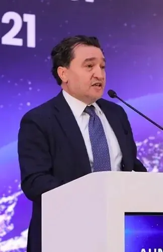 İstanbul Mobilya, Kâğıt ve Orman Ürünleri İhracatçıları Birliği’nin, sektör istişare toplantısında ihracatı yücelten gazeteci dostlarımıza ödüllerini takdim ettik — görsel 1